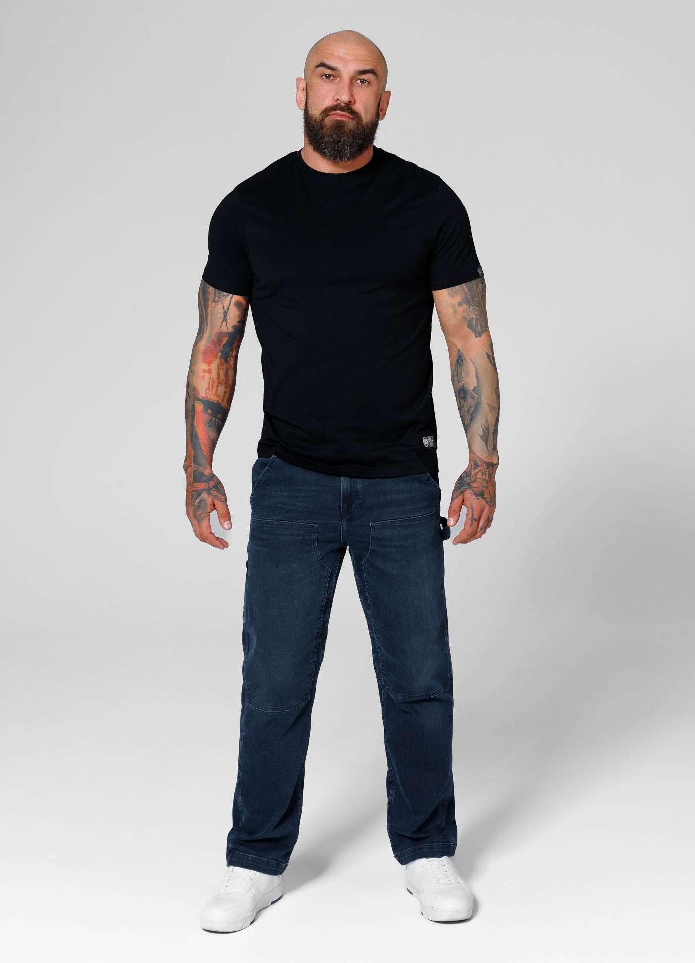 CARPENTER Dark Wash Jeans